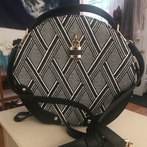 Unique Round Bag